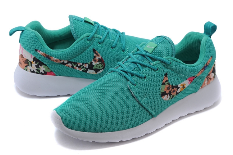 Nike Roshe Run Customs