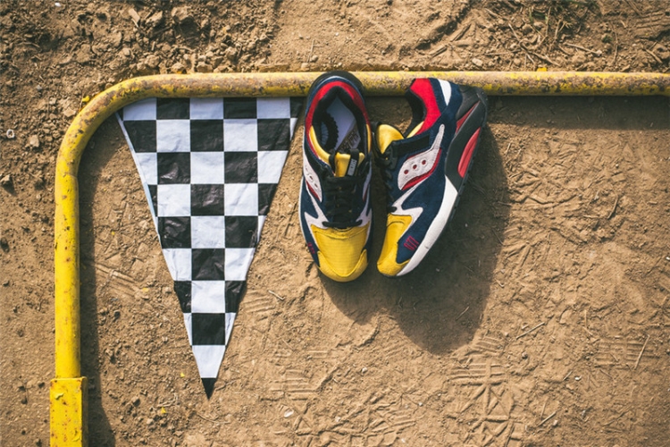 Play Cloths x Saucony Grid 9000 Motocross