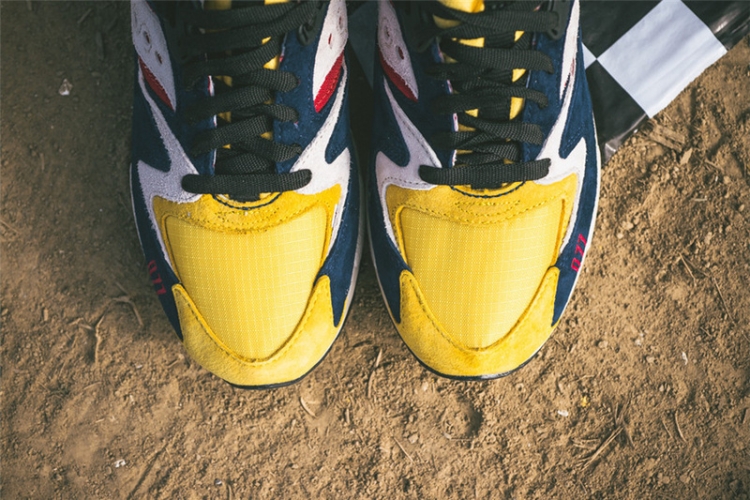 Play Cloths x Saucony Grid 9000 Motocross