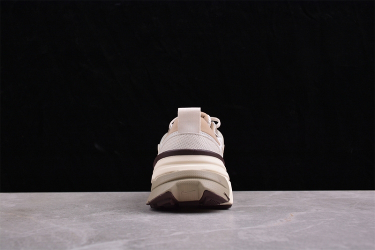  Nike V2K Runtekk Run FD0736-103