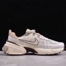  Nike V2K Runtekk Run FD0736-103