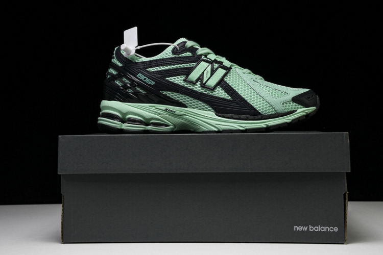  New Balance 1906 M1906RSB