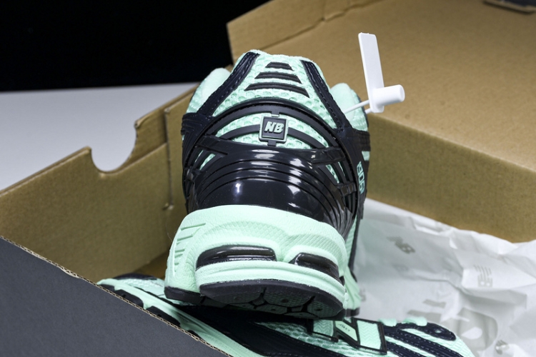  New Balance 1906 M1906RSB