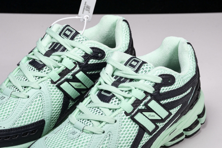  New Balance 1906 M1906RSB