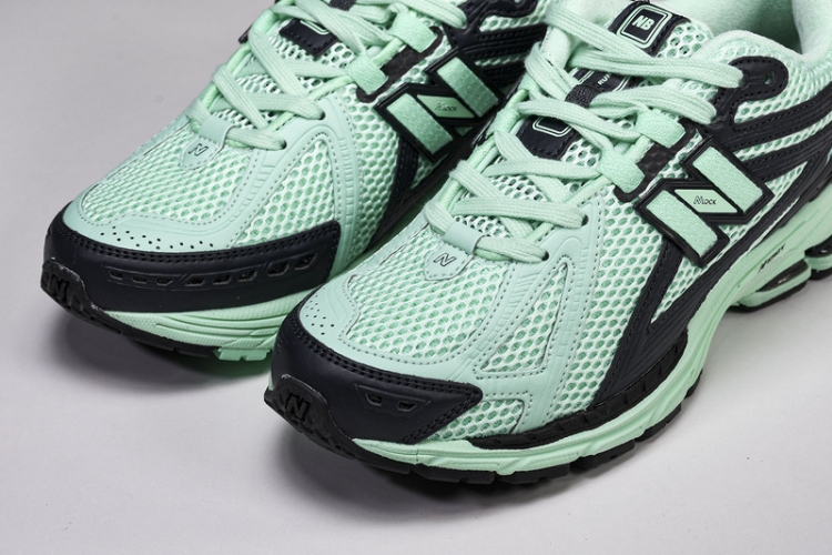  New Balance 1906 M1906RSB