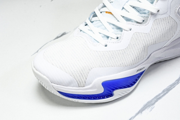 Asics Nova Surge 3 1061A048-100 