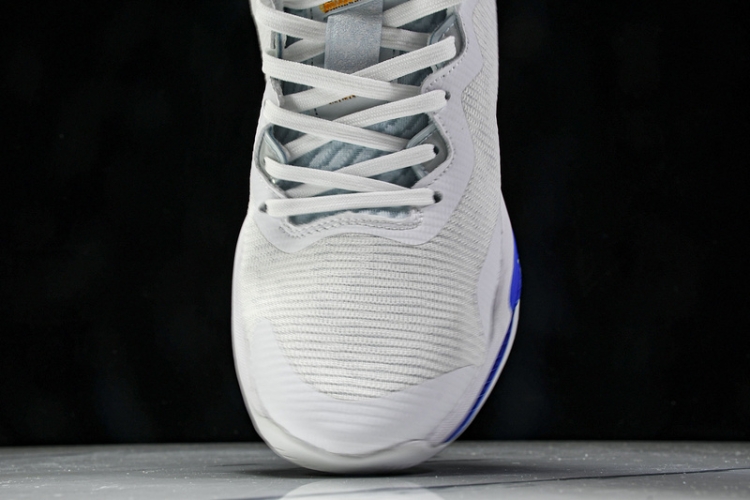 Asics Nova Surge 3 1061A048-100