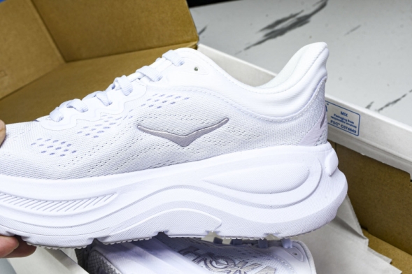 HOKA Bondi 9 1162012 SGLW 