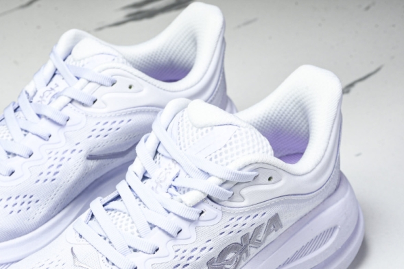 HOKA Bondi 9 1162012 SGLW 