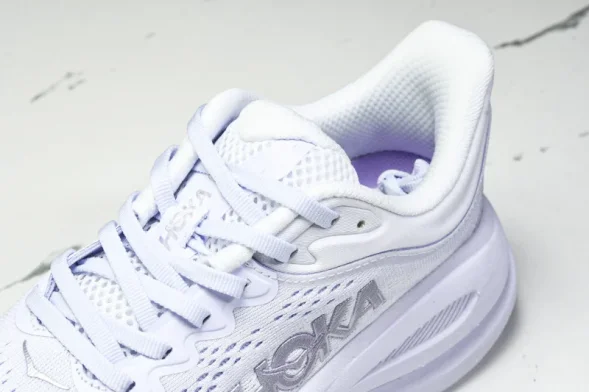 HOKA Bondi 9 1162012 SGLW 