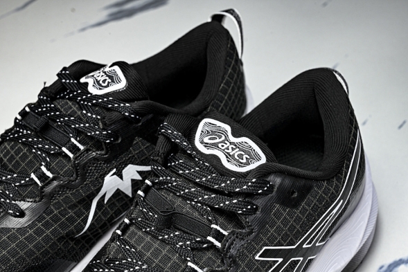 Asics Trabuco Max 3 1011B800-021 