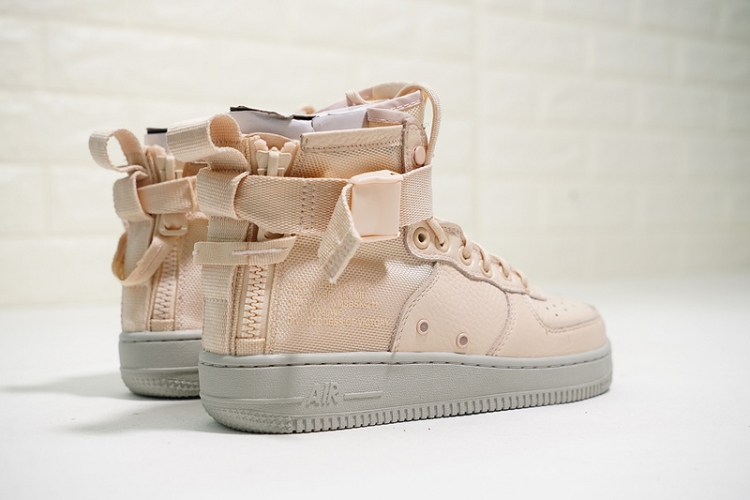 Nike SF Air Force 1 07 AA3966-800