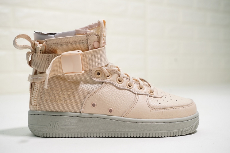 Nike SF Air Force 1 07 AA3966-800